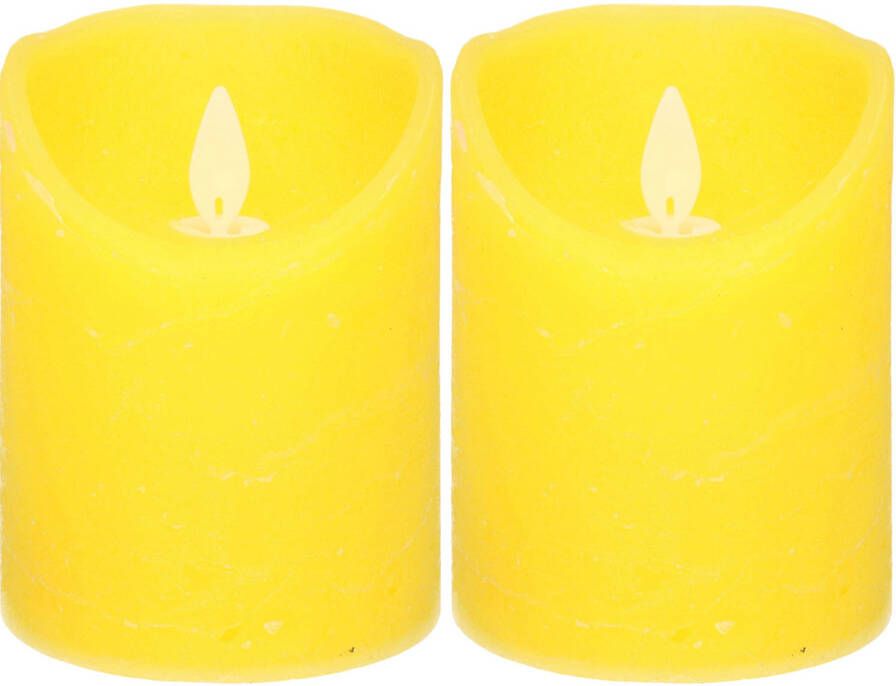 Anna's Collection 2x Gele LED kaarsen stompkaarsen 12 5 cm Luxe kaarsen op batterijen met bewegende vlam LED kaarsen
