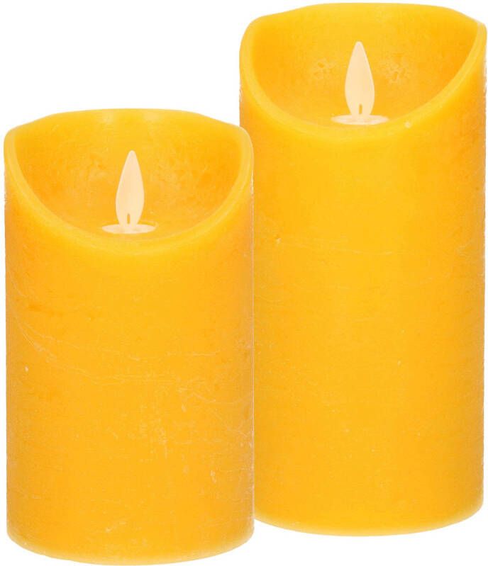 Anna&apos;s Collection LED kaarsen stompkaarsen set 2x oker geel H12 5 en H15 cm bewegende vlam LED kaarsen