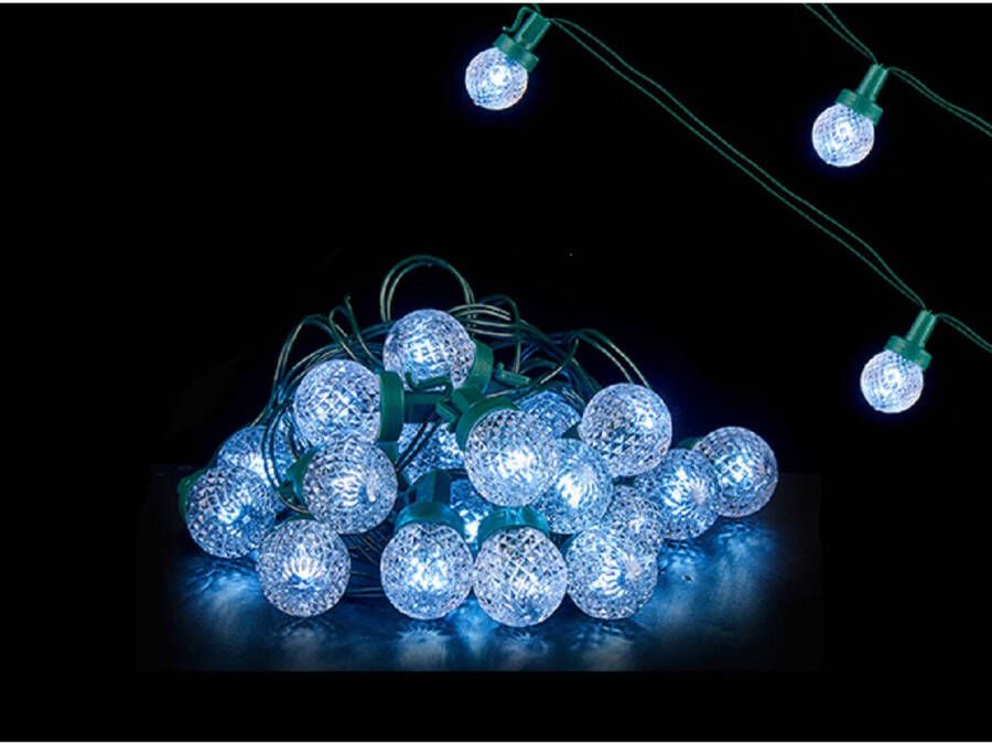 Arte r Kerstverlichting party lights 30x koud witte LED bolletjes 600 cm op batterijen Kerstverlichting kerstboom
