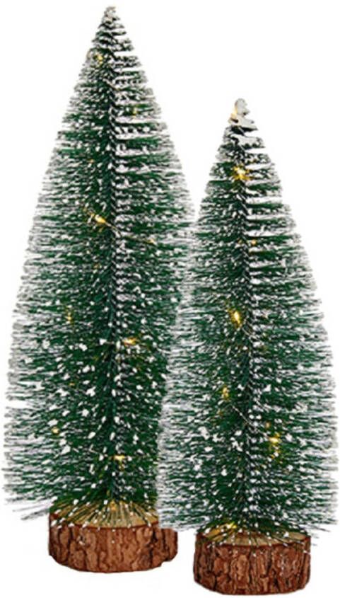 Arte r Kleine mini decoratie kerstboompjes set van 2x st met licht 30-35 cm Kerstdorpen