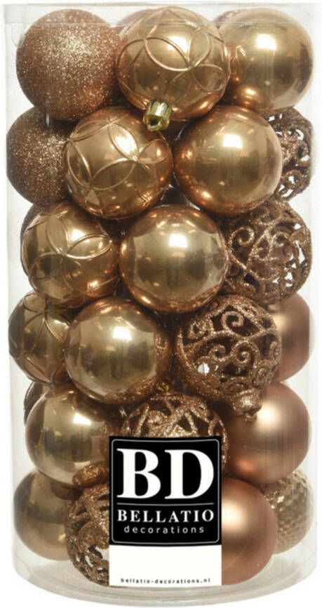 Bellatio Decorations 37x stuks kunststof kerstballen camel bruin 6 cm inclusief kerstbalhaakjes Kerstbal