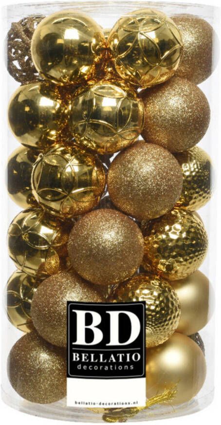 Bellatio Decorations 37x stuks kunststof kerstballen goud 6 cm inclusief kerstbalhaakjes Kerstbal