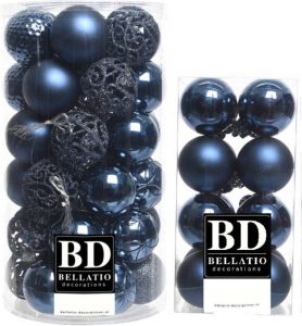Bellatio Decorations 53x stuks kunststof kerstballen donkerblauw 6 en 8 cm mix Kerstbal