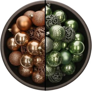 Bellatio Decorations 74x Stuks Kunststof Kerstballen Mix Van Camel Bruin En Salie Groen 6 Cm Kerstbal