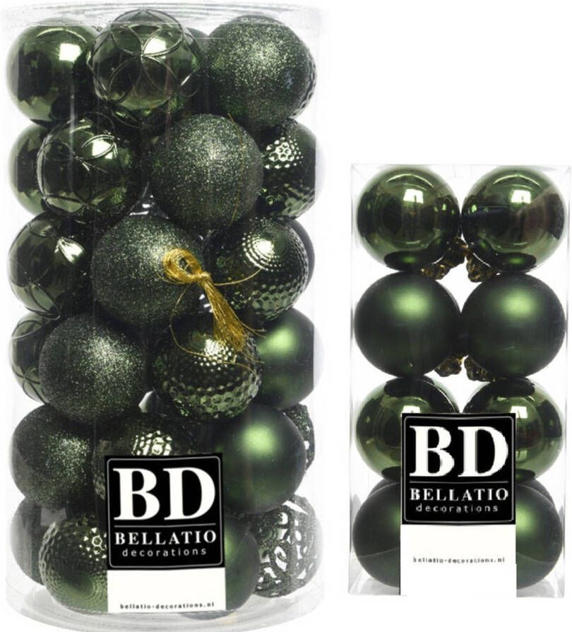 Bellatio Decorations Kerstversiering kunststof kerstballen donkergroen 4-6 cm pakket van 53x stuks Kerstbal