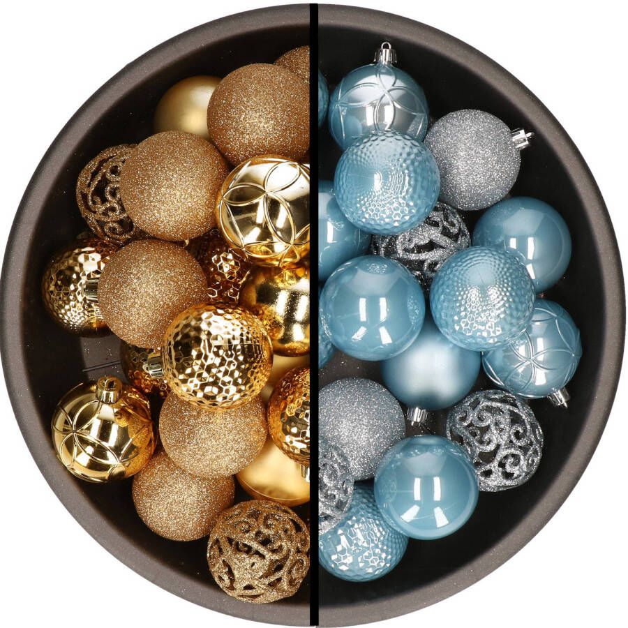 Bellatio Decorations Kunststof kerstballen 74x stuks goud en lichtblauw 6 cm Kerstbal