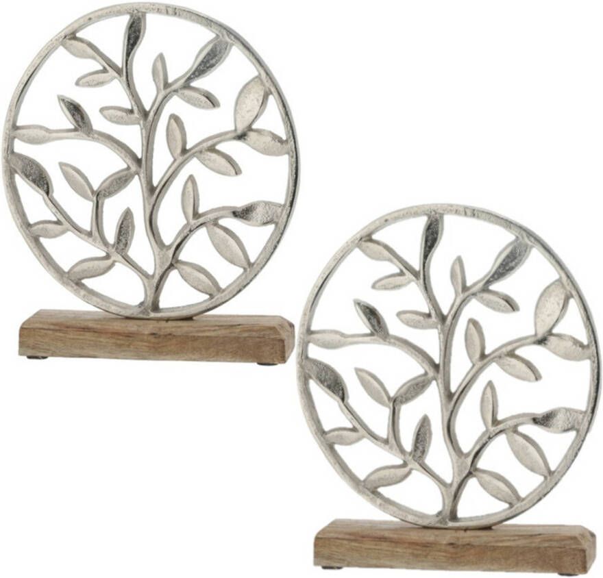 Cepewa 2x Stuks decoratie levensboom rond van aluminium op houten voet 25 cm zilver Beeldjes