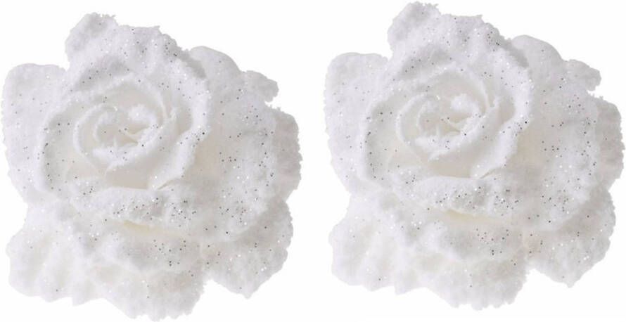 Cosy & Trendy 2x Kerstboomdecoratie witte roos met glitters en sneeuw 10 cm Kersthangers