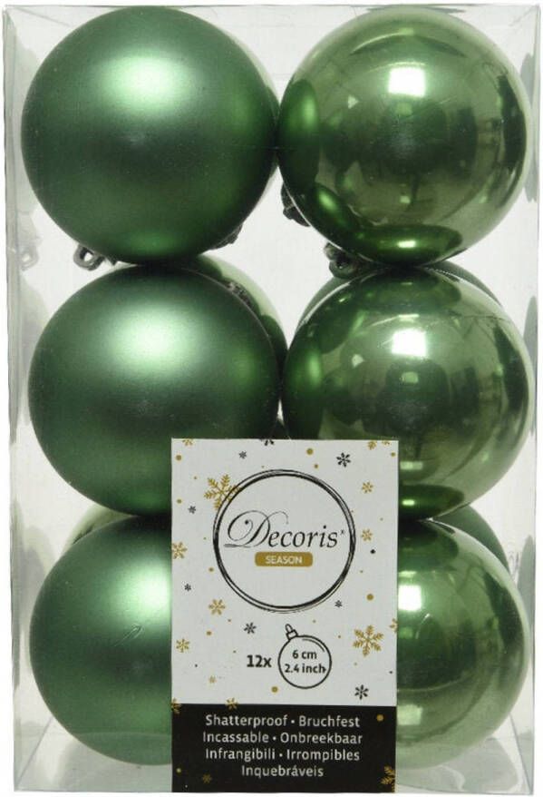Decoris 12x Kunststof kerstballen glanzend mat salie groen 6 cm kerstboom versiering decoratie Kerstbal