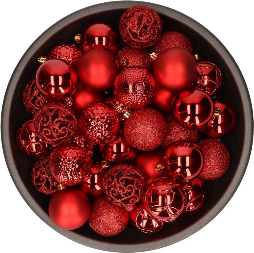 Decoris 37x stuks kunststof kerstballen rood 6 cm mix Kerstbal