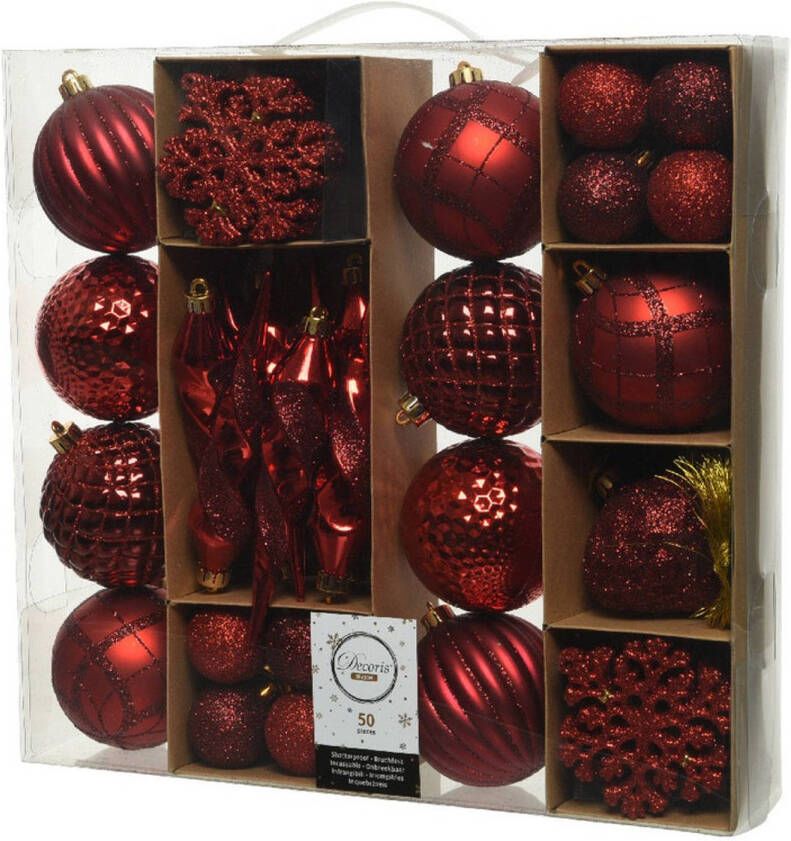 Decoris 50x Rode kerstballen en figuur hangers 4-8-15 cm kunststof mix Kerstbal