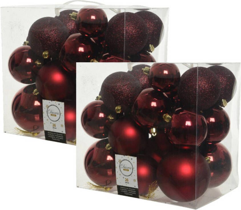 Decoris 52x stuks kunststof kerstballen donkerrood (oxblood) 6-8-10 cm Kerstbal