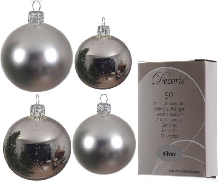 Decoris Glazen kerstballen pakket zilver glans mat 38x stuks 4 en 6 cm inclusief haakjes Kerstbal