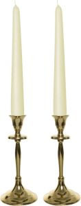 Decoris Kandelaars 2x aluminium goud 20 cm met 12x ivoor witte dinerkaarsen kaars kandelaars