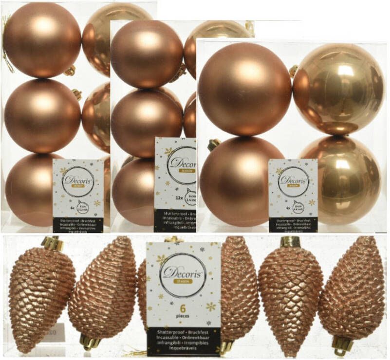 Decoris Kerstversiering kunststof kerstballen camel bruin 6-8-10 cm pakket van 50x stuks Kerstbal