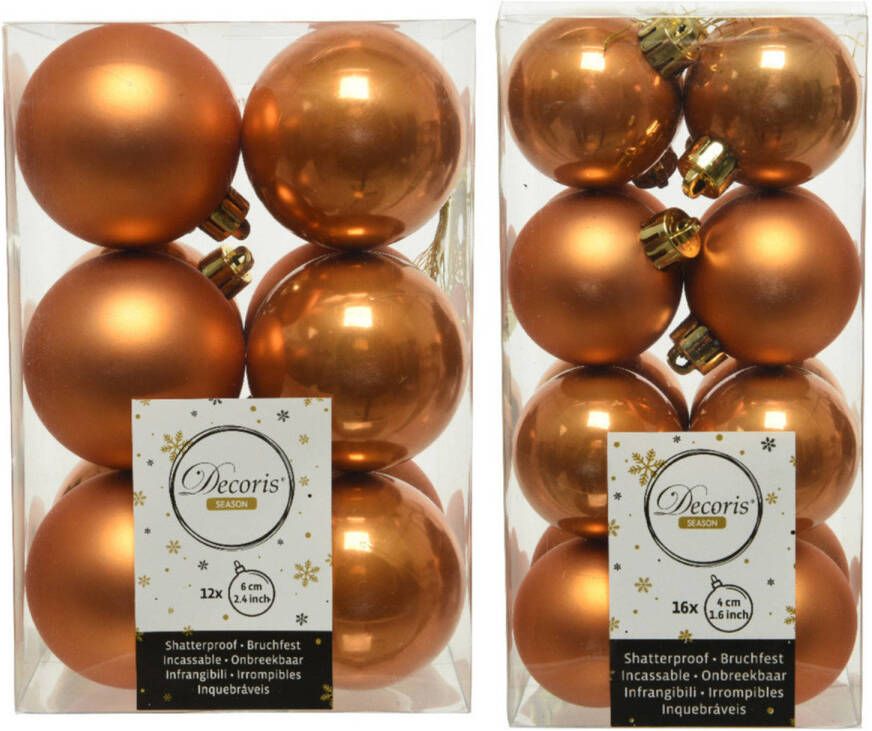 Decoris Kerstversiering kunststof kerstballen cognac bruin 4-6 cm pakket van 40x stuks Kerstbal