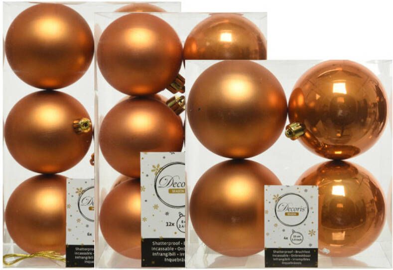 Decoris Kerstversiering kunststof kerstballen cognac bruin 6-8-10 cm pakket van 44x stuks Kerstbal