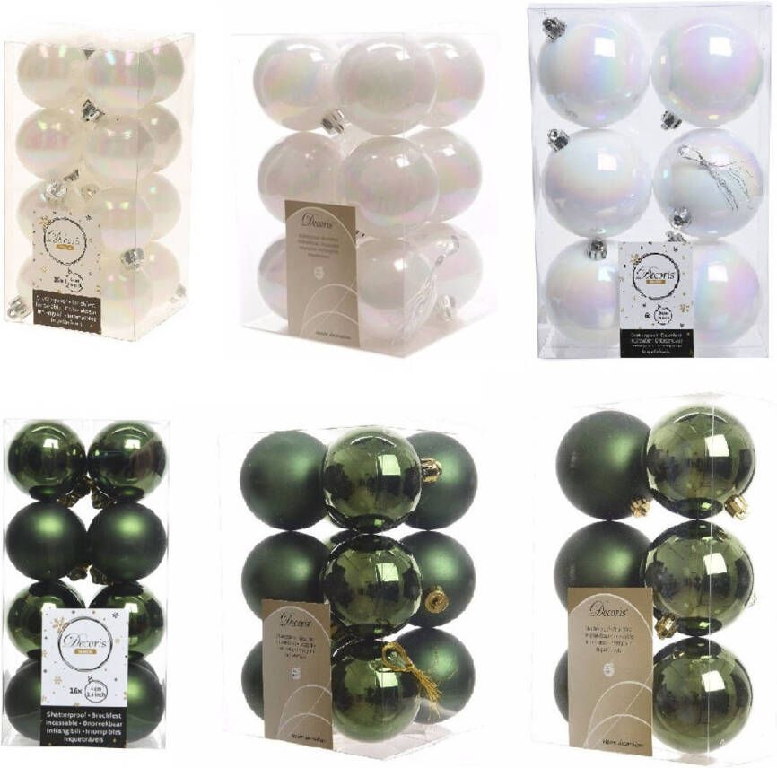 Decoris Kerstversiering kunststof kerstballen mix donkergroen parelmoer wit 4-6-8 cm pakket van 68x stuks Kerstbal