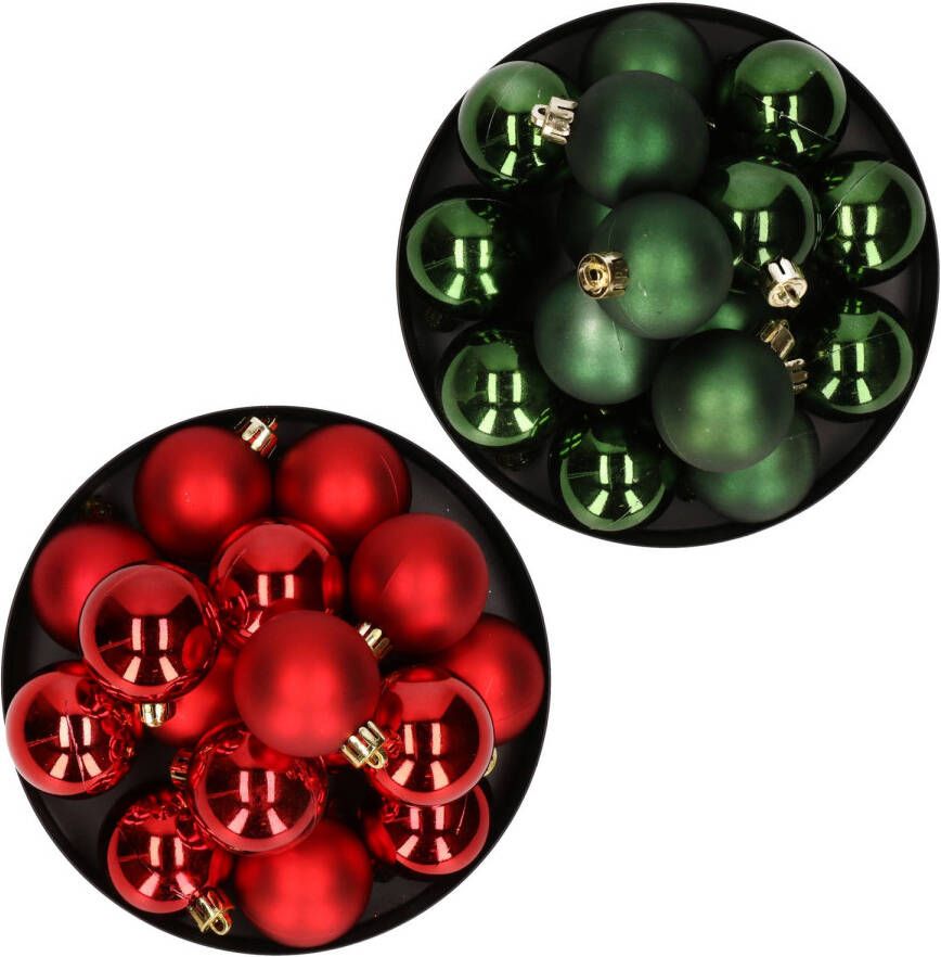 Decoris Kerstversiering kunststof kerstballen mix rood donkergroen 4 en 6 cm pakket van 80x stuks Kerstbal