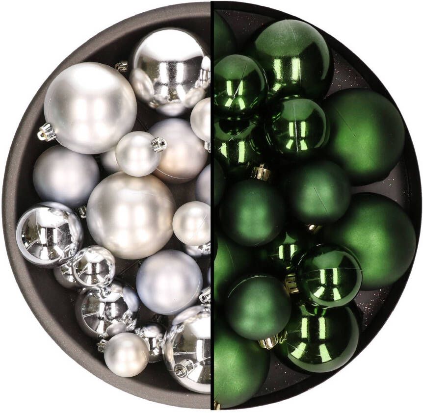 Decoris Kerstversiering kunststof kerstballen mix zilver donkergroen 6-8-10 cm pakket van 44x stuks Kerstbal
