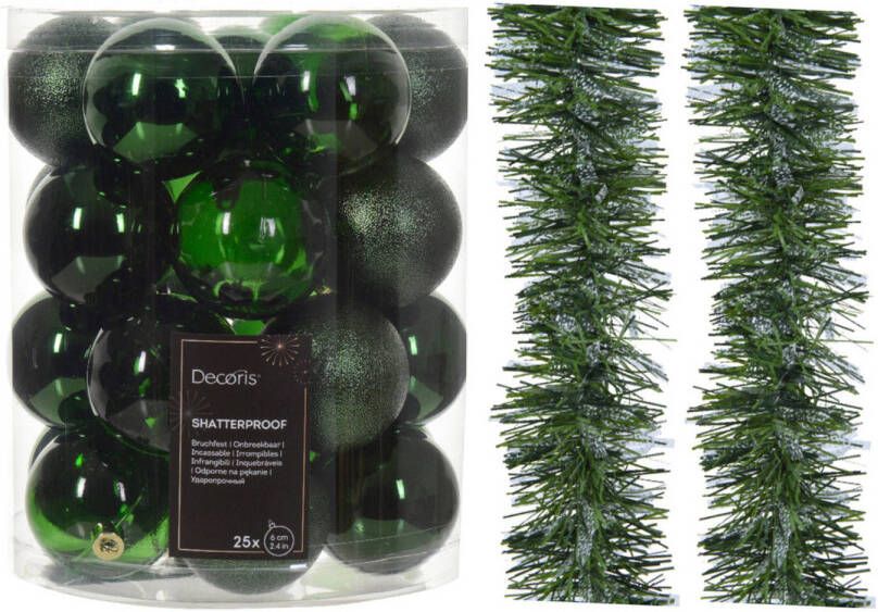 Decoris Kerstversiering set donkergroen kerstballen 6 cm en slingers kunststof Kerstbal