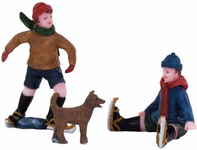 Dickensville Kerstdorp figuurtjes kinderen met hond op ijs Elfstedentocht Kerstdorpen