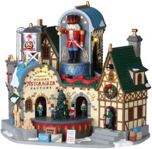 Hermie Ludwig&apos;s Wooden Nutcracker Factory With 4.5v Adaptor