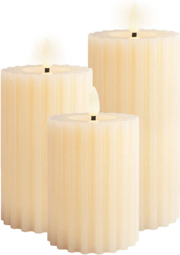 Lumineo Luxe LED kaarsen stompkaarsen set 3x creme wit ribbel D7 5 x H12 5 en H15 en H17 cm timer LED kaarsen