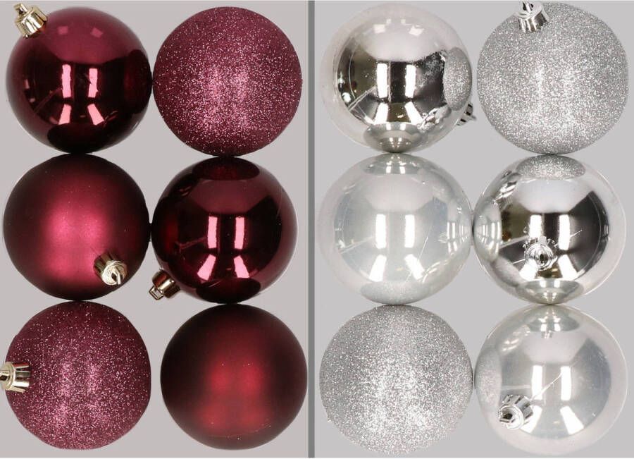 Merkloos 12x stuks kunststof kerstballen mix van aubergine en zilver 8 cm Kerstbal