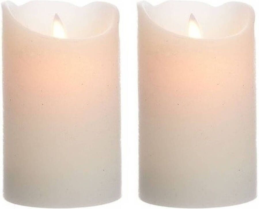 Merkloos 2x Creme witte LED kaarsen stompkaarsen 12 cm flakkerend LED kaarsen