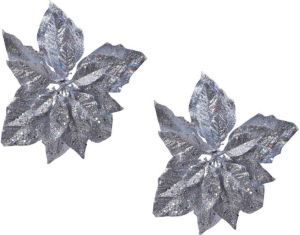 Bellatio Decorations 2x Stuks Decoratie Bloemen Kerstster Zilver Glitter Op Clip 23 Cm Kersthangers