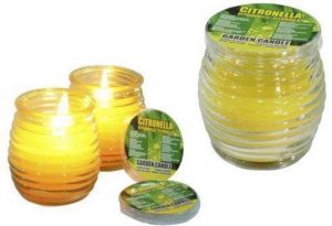 Trendoz 3x Citronellakaarsen tegen muggen Tuinartikelen Anti-muggen verjagen kaarsen geurkaarsen