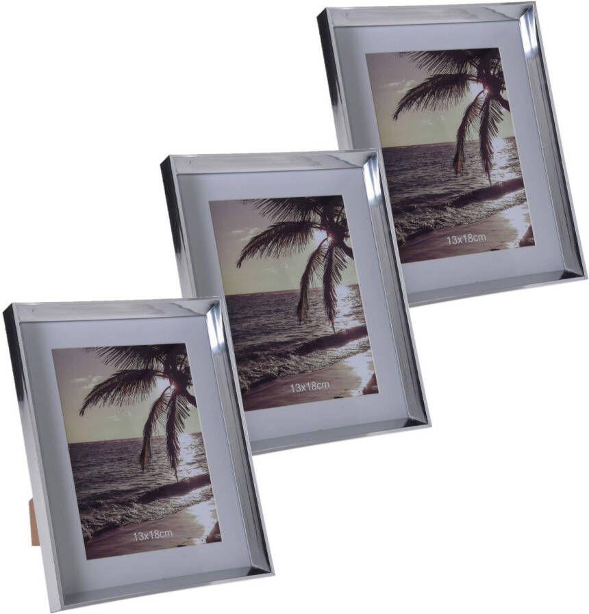 Merkloos 3x stuks kunststof fotolijst zilver geschikt voor een foto van 13 x 18 cm Fotolijsten