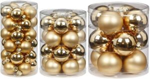 Merkloos 62x stuks glazen kerstballen elegant goud mix 4 6 en 8 cm glans en mat Kerstbal