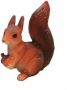 Merkloos Eekhoorn beeldje met eikel 7 5 cm Beeldjes - Thumbnail 1