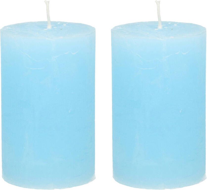 Merkloos Stompkaars cilinderkaars 2x licht blauw 5 x 8 cm klein rustiek model Stompkaarsen