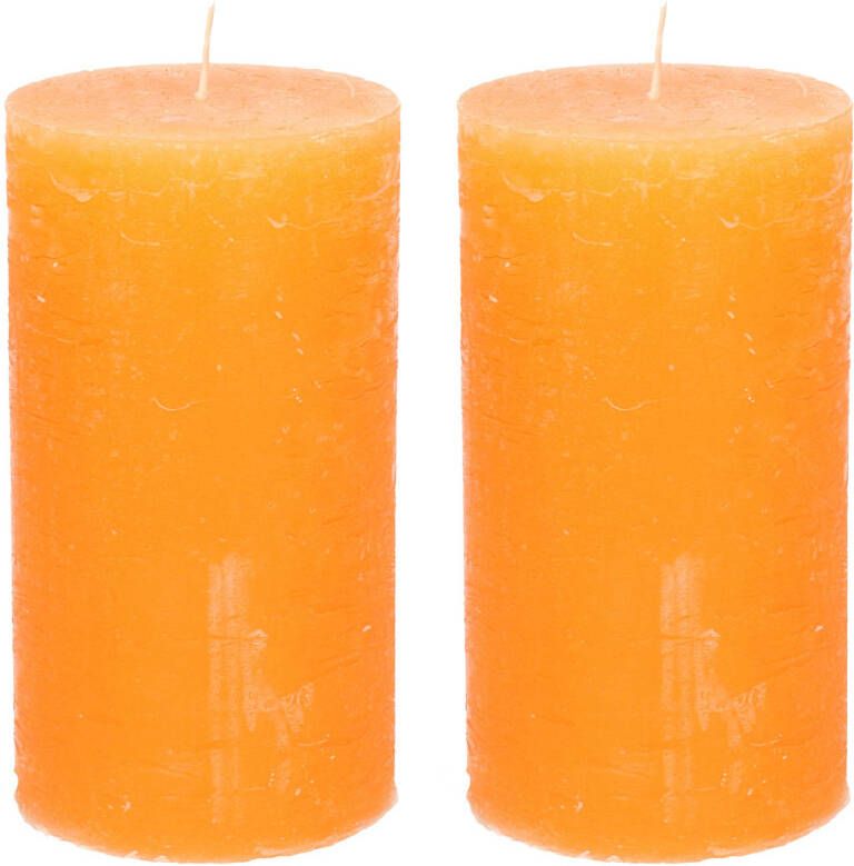 Merkloos Stompkaars cilinderkaars 2x oranje 7 x 13 cm rustiek model Stompkaarsen