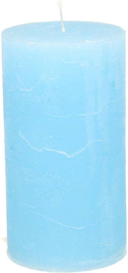 Merkloos Stompkaars cilinderkaars licht blauw 7 x 13 cm rustiek model Stompkaarsen