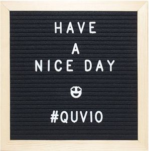 QUVIO Letterbord Inclusief 460 letters cijfers en symbolen Hout en vilt