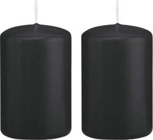 Trend Candles 2x Zwarte cilinderkaarsen stompkaarsen 5 x 8 cm 18 branduren Geurloze kaarsen Woondecoraties Stompkaarsen