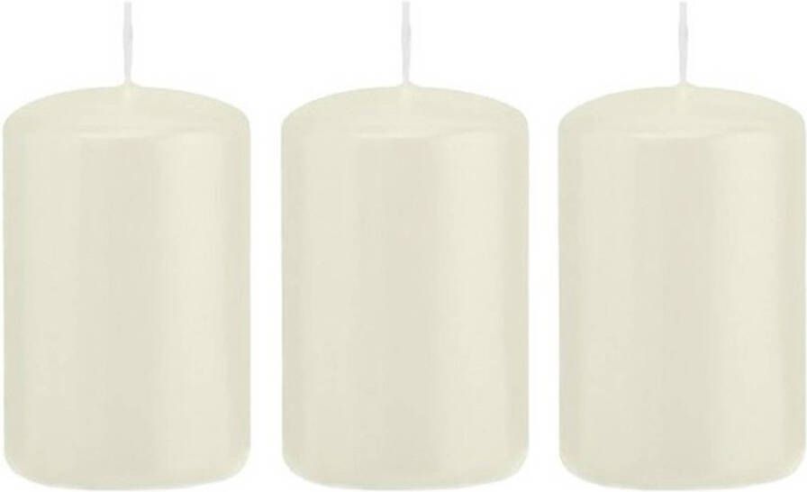 Trend Candles 3x Kaarsen ivoorwit 5 x 8 cm 18 branduren sfeerkaarsen Stompkaarsen