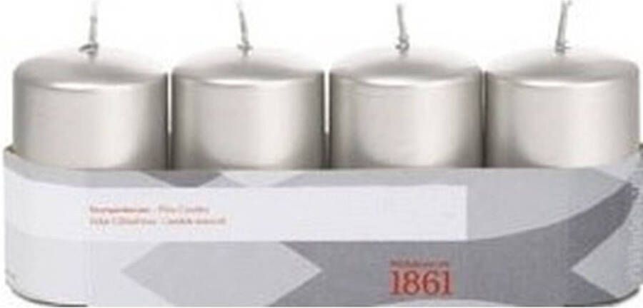 Trend Candles 4x Kaarsen zilver 5 x 8 cm 18 branduren sfeerkaarsen Stompkaarsen