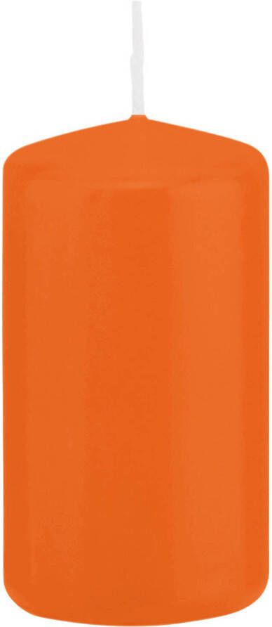 Trend Candles 1x Oranje cilinderkaarsen stompkaarsen 5 x 10 cm 23 branduren Stompkaarsen