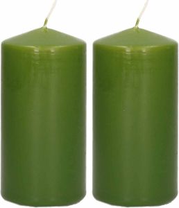 Trend Candles 2x Olijfgroene cilinderkaarsen stompkaarsen 5 x 10 cm 23 branduren Geurloze kaarsen olijf groen Woondecoraties Stompkaarsen