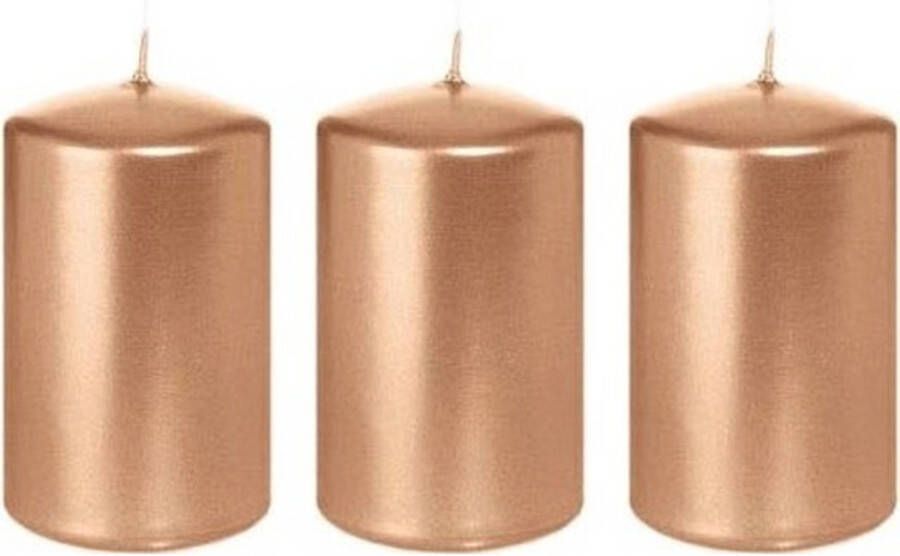 Trend Candles 3x Rosegouden cilinderkaarsen stompkaarsen 5 x 8 cm 18 branduren Stompkaarsen