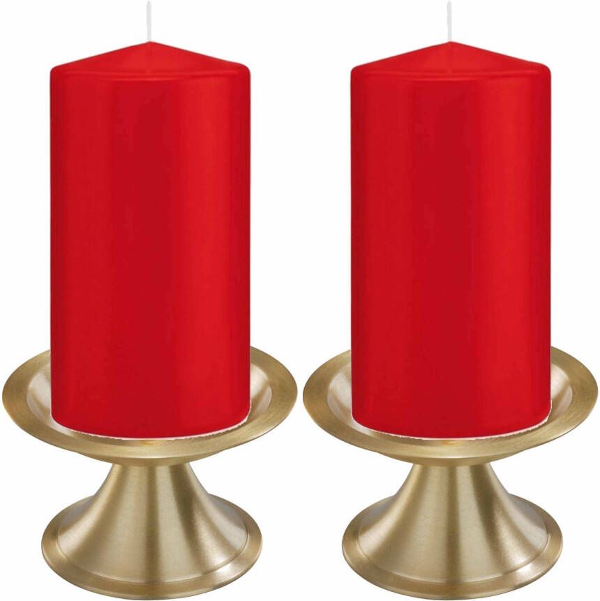Trend Candles Set van 2x rode cilinderkaarsen stompkaarsen 8 x 15 cm met 2x gouden kaarsenhouders Stompkaarsen