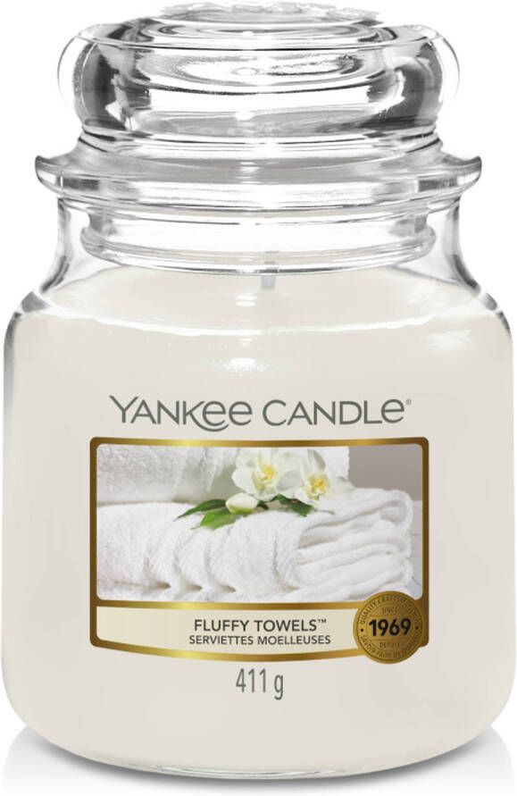 Yankee Candle Geurkaars Medium Fluffy Towels 13 cm ø 11 cm
