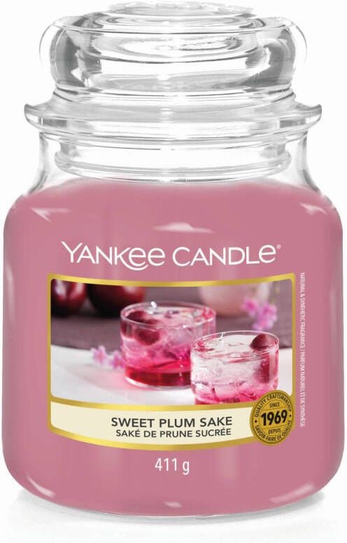 Yankee Candle Geurkaars Medium Sweet Plum Sake 13 cm ø 11 cm