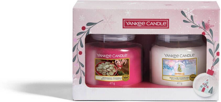 Yankee Candle Giftset Geurkaars Medium Snow Globe Wonderland 2 Stuks