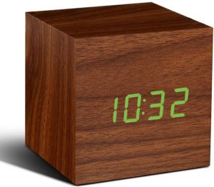 Gingko Cube click clock Alarmklok Walnoot LED Groen